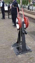 Bahnhof Beekbergen, Hebel für die Ausfahrtsignale / in Beekbergen am 6.9.2014 beim großen Eisenbahn-Spektakel „Terug naar Toen - Zurück nach Damals“ der Museumseisenbahn VSM