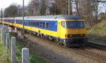 NS IC 850 Maastricht-Haarlem ist am 23. Januar bei Bahnhof Beek-Elsloo unterwegs.