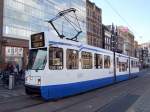 827 verlsst als L16 die Haltestelle Muntplein;100903