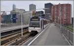 Metro/RandstadRail in der Station Rijnhaven.