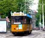  vierasser  565 (Baujahr 1931) bei der Haltestelle  centraal station noord auf der Zoo-Linie 11 am 28.07.08.