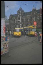 Frhjahr 1987 vor dem Bahnhof Amsterdam Centraal.