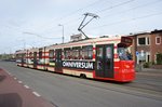 Niederlande / Straßenbahn (Tram) Den Haag: BN GTL8-II (Wagennummer 3137) von HTM Personenvervoer N.V., aufgenommen im April 2016 im Stadtteil Scheveningen in Den Haag.
