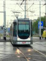 Citadis 2 Nr. 2130 auf der Linie 8 bei der Kreuzung Vasteland am 29.05.2012