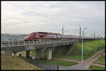 In Höhe des Bahnhof Nieuw Vennep führt die Hochgeschwindigkeitsstrecke Rotterdam - Amsterdam vorbei.