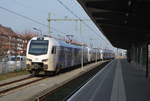 3 Stadler-Triebzüge (Flirt 3) von Arriva DB rangieren im Bhf Maastricht.