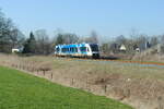 Arriva 29 als Zug 31237 (Zutphen - Oldenzaal) bei Goor, 05.03.2026. Links im Hintergrund ist Bahnwärterhaus 22 erkennbar. Bild 23590.