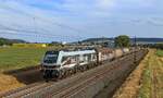 2159 258 von Railforce One mit einem Schiebwandwagenzug am 15.07.2025 bei Retzbach am Main