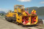 ,,Schneeschleuder‘‘(auch Schneefrse genannt). Am 22.06.2011 auf einem Abstellgleis am Hafen von Andalsnes am Ende des Romsdalsfjord entdeckte ich diese Schienenschneeschleuder.