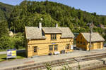 Der Bahnhof in Bolstadøyri (bei Voss) auf der Bergensbane.