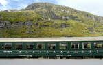 Originelle Seitenbeschriftung an einigen Wagen der Flam Railway: es sind alle Haltestellen der rund 20 km langen Strecke von Flam (Meereshöhe) nach Myrdal (867 m über Meereshöhe)