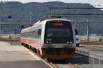 Hier 9208 als R439 von Lerkendal nach Steinkjer, bei der Einfahrt am 29.7.2014 in Trondheim S.