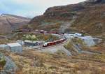 Myrdal besteht aus 10 Häusern und einem Bahnhof.