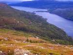 Blick vom Gebirge auf den Rombaksbotn am 06.09.2007, hinten geht ber den Damm und eine Hngebrcke (links, nicht mehr sichtbar) die E 6 (Oslo - Nordkapp).