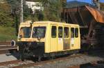 Auf dem Bahnmeistergleis in Bruck/Mur ist am 11.10.2008 der Kleinwagen (ex626.141) abgestellt.