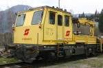 X628.013-5 im Bahnhof Semmering. (24.4.2005)