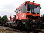 ROBEL;SKL-X 630 505-6 (99819130005-7); Gleiskraftwagen 54.22 hat eine Dienstmasse von 32T darf mit einer Hchstgeschwindigkeit von 100km/h bewegt werden, und wartet am Bhf.