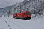 Im Bahnhof Admont wurden am 5.12.2023 mit dem Klimaschneepflug 9592 522-2 und der 2016 092 die Bahnhofsgleise geräumt bevor die Fahrt in Richtung Hieflau weiterging.