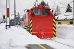 Schneepflug der BB im Einsatz.