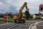 Beim  Ausgleisen  erwischt habe ich diesen 2-Wege Bagger in Lebing am 16.05.2018   