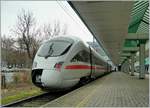 Der aus Wien Westbahnhof gekommene ÖBB ICE-T ET 4011 ist am Ziel seiner Fahrt in Bregenz angekommen.