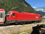 ÖBB 1216 003-4 mit dem EC 88 von Bologna Centrale nach München Hbf bei der Ausfahrt aus dem Bahnhof Brenner/Brennero.