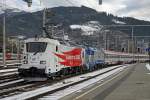 380 011 und 380 002 der CD fahren am 8.12.2013 mit einem Messzug durch Bruck/Mur.