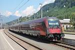 Nachschuss auf RailJet-Steuerwagen 80-90 701  Spirit of Salzburg , als dieser am 30.06.2018 zusammen mit der Zuglok 1116 219 als RJ 160 (Wien Hbf - Zürich HB) aus dem Bahnhof von Feldkirch in