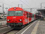 Graz. Am Nachmittag des 15.12.2020 steht 80-73 202 als S5 abfahrbereit am Grazer Hauptbahnhof.