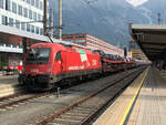 1216 015-8  Italien Flagge  mit dem langen NightJet 40491/421 aus Hamburg-Altona/Amsterdam Centraal bei der Ankunft im Zugendbahnhof Innsbruck Hbf.