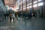 Haupthalle des Innsbrucker Bahnhofes, Blick nach Nordosten.