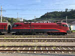 1116 247-8 als Schublok des RailJet Express RJX 663 nach Wien Hbf welcher in Innsbruck Hbf um 19:14 abfährt.