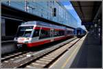 Lilo 22 154  als Regio 8127 nach Neumarkt-Kallham in Linz Hbf. (29.06.2015)