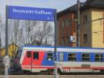 Neue Beschilderung am Bahnhof Neumarkt-Kallham.