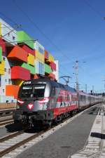 BB 1116 138  Heeres Sport  mit dem OIC 690 (Wien West - Salzburg Hbf - Villach Hbf) am 25.09.2012 bei der Einfahrt in Salzburg Hbf.