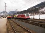 Am 11.Mrz 2012 durchfuhr 1216-940 der SLB mit 1216-931 von CargoServ mit einem Stahlzug den Bahnhof Schwarzach St.Veit in Richtung Villach.