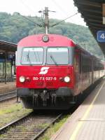 8073 027-9 bei der Einfahrt in Wien Htteldorf mit Endbahnhof  Wien West, 4.6.2006