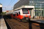 4746 001-8 am 14.Juli 2018 als letztes Fahrzeug des S1-Zuges 29279 (Gänserndorf - Wien Meidling) in Wien Handelskai.