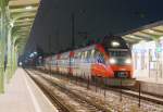 4024 056 als S40 nach Tulln beim Halt in Wien Heiligenstadt, 15.01.2009.