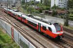 ÖBB 4744 542 fährt am 04.August 2025 durch den Bahnhof Wien Stadlau.