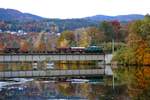 NBIK 1245.05 im letztem Tageslicht des 25.Oktober 2020 als SGAG 14796 (Villach Hbf.-Ostbf. - St. Veit an der Glan) auf der Brücke über die Drauschleife bei Wernberg.