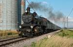 Am 19.06.2010 war die BR 109.013 mit R 16236 von Bratislava ber Marchegg Richtung Wien unterwegs. Fotografisch festgehalten bei Oberweiden.