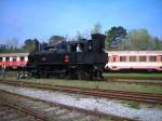 die Wiener Stadtbahnlok 30.33. In ihrer 113 jhrigen Geschichte hat es sie schon an viele Orte verschlagen. Die Wiener Sattbahn, das Heizhaus des Franz- Josefs-Bahnhofs, an die GKB und zur Voest Alpine,Werk Donawitz. Auf ihre alten Tage ist sie nun ins Eisenbahnmuseum gekommen. Strasshof 25.4.10