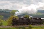 30.33 und 93.1420 auf der Fahrt nach Ernstbrunn kurz vor Erreichen des  Bahnschrankens bei Wetzleinsdorf. (05.05.2013)