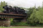 VDEA 52.4984 am 17.Mai 2014 mit dem SR 14575 (Kapfenberg - Mixnitz) auf der Brcke ber den Mrzbogen bei Kapfenberg.