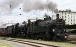 Dampfsonderzug von Strasshof nach Lieboch anlsslich 150 Jahre Sdbahn bei der Ausfahrt aus dem Hauptbahnhof Graz. Zuglok hinter der 629.01 war die 109.13. Aufgenommen am 17. Mai 2007.