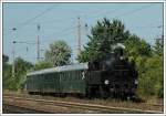 Ankunft des Dampfsonderzuges R 16476 von Floridsdorf nach Strasshof in Senbrunn, anlsslich der Feierlichkeiten 170 Jahre Nordbahn am 8.7.07.