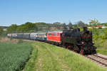 Der Erlebniszug, unterwegs zum 11. Oldtimertreffen nach Ernstbrunn hat Karnabrunn bereits hinter sich gelassen. Die aufnahme entstand am 06.05.2018.