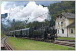 93.1332 der NBiK bei der Durchfahrt in Feistritz im Rosental am 9.10.2021.