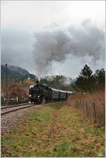 Anlsslich der Streckenbernahme durch die Traisental-Glsental GmbH, gab es am 15.4.2012 den Nostalgiesonderzug SR 14602 von St.Plten Hbf nach St. Aegyd am Neuwalde. Gezogen wurde dieser Zug von der 93.1420, hier zu sehen bei der Einfahrt in St. Aegyd Markt.
